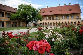 Középkori bástyáktól a vitatott színházig Fedezze fel Eger építészeti csodáit! – Fotós túra műkedvelő fotósoknak (is)